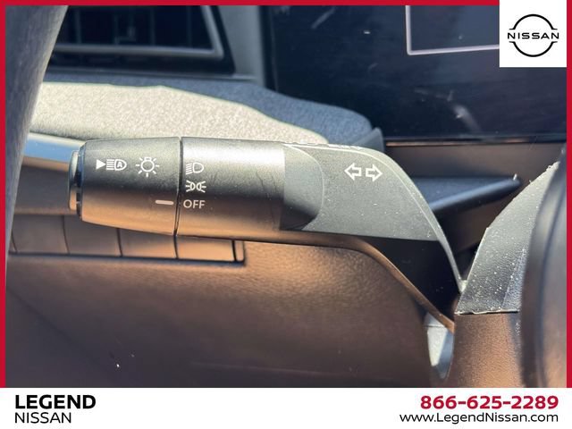 Certified 2025 Nissan Kicks SV w/ SV Premium Package AWD/4WD image 21