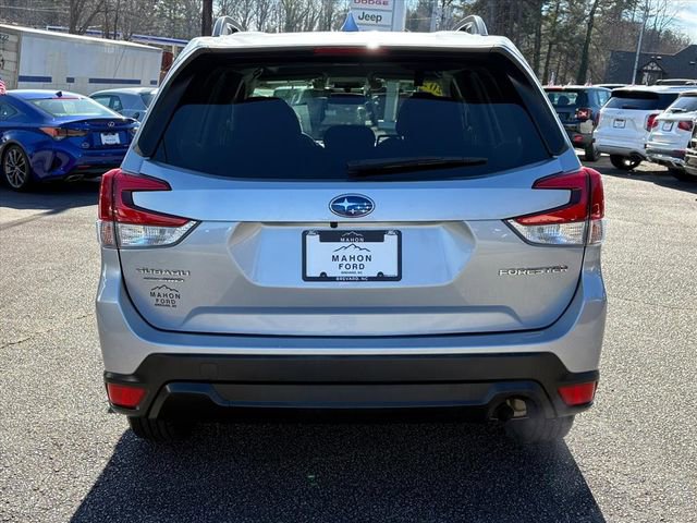 Used 2021 Subaru Forester Premium image 4