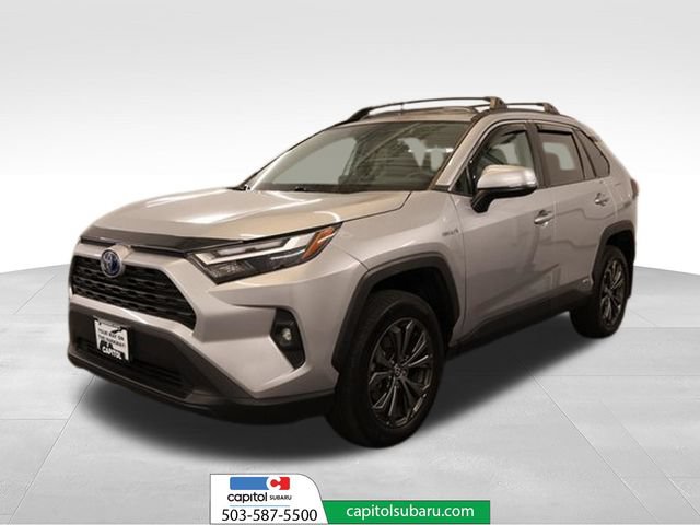 Used 2022 Toyota RAV4 XLE Premium AWD/4WD image 5