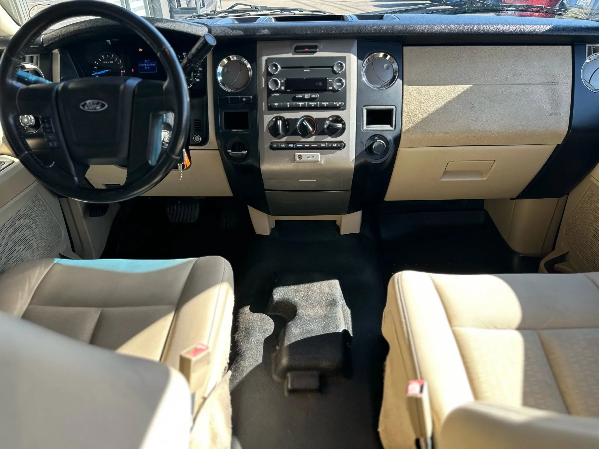 Used 2015 Ford Expedition XL image 21