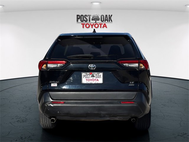 Used 2024 Toyota RAV4 LE image 6