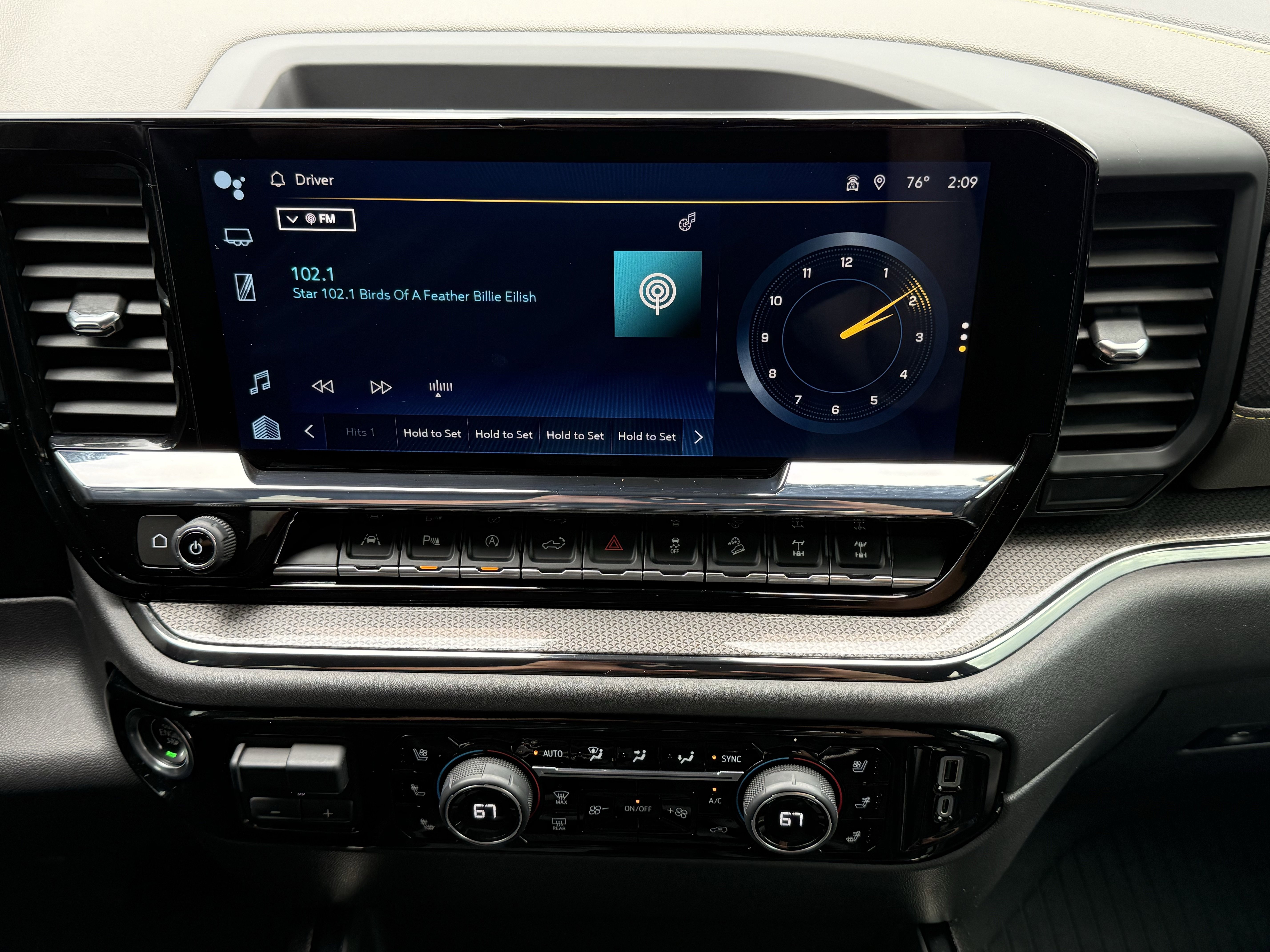 Used 2022 Chevrolet Silverado 1500 ZR2 w/ Technology Package image 27