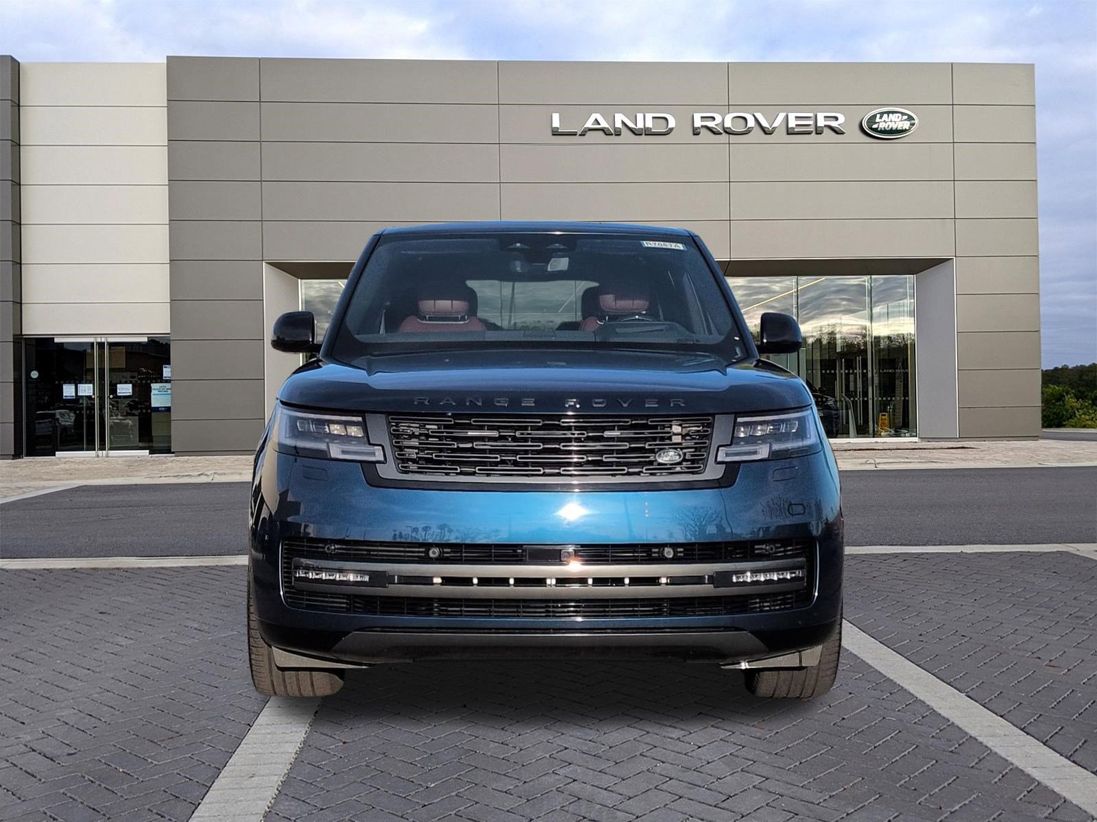 Certified 2023 Land Rover Range Rover Long Wheelbase Autobiography image 2