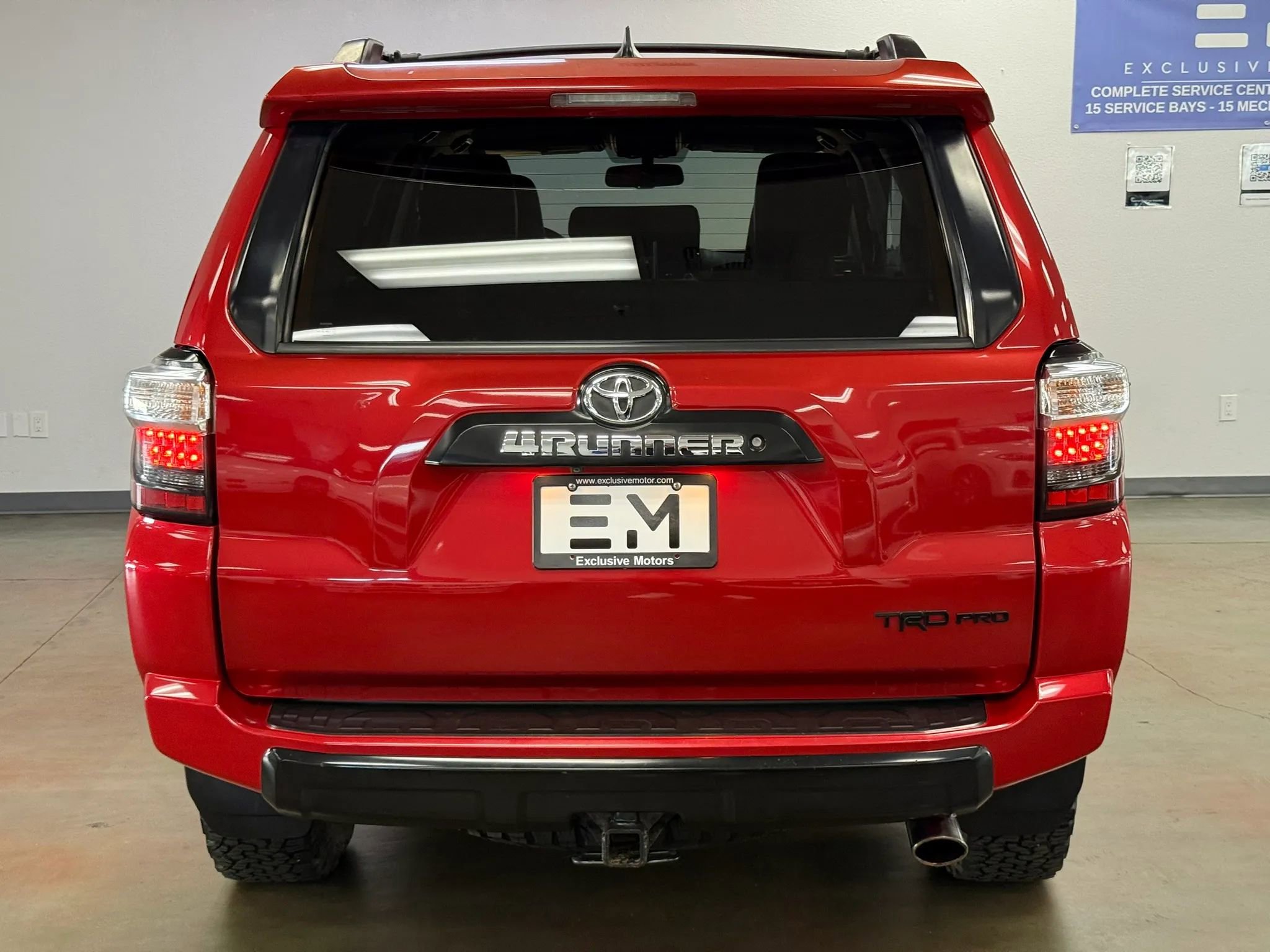 Used 2017 Toyota 4Runner TRD Pro AWD/4WD image 6