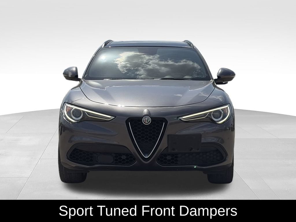 Used 2018 Alfa Romeo Stelvio Ti Sport AWD/4WD image 3