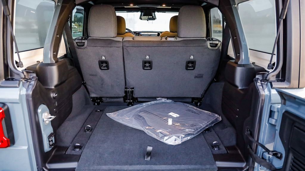 New 2026 Jeep Wrangler Unlimited Rubicon image 31