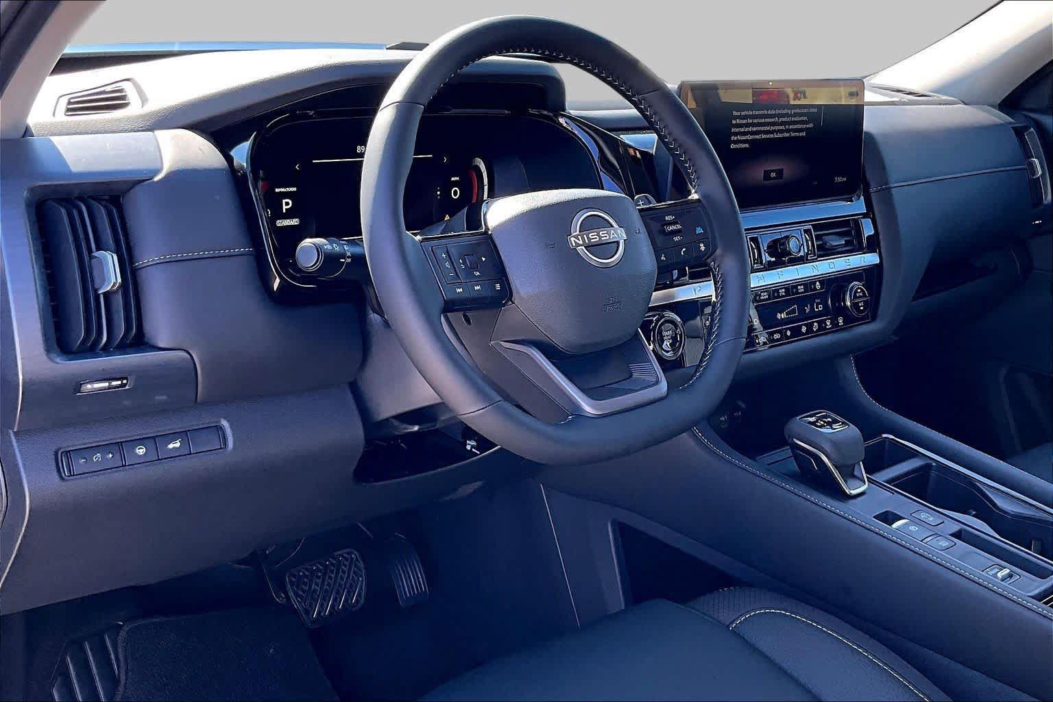 New 2026 Nissan Pathfinder SL FWD image 8