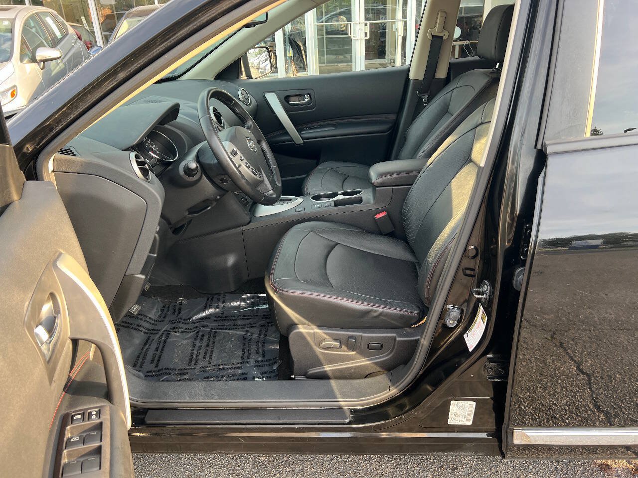 Used 2012 Nissan Rogue SL AWD/4WD image 21