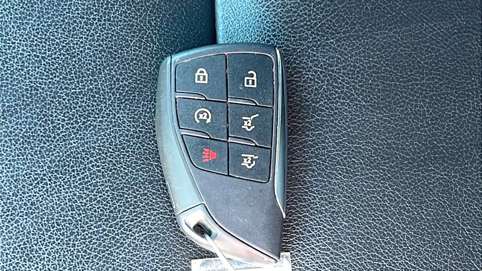 Used 2023 Chevrolet Tahoe Z71 w/ Luxury Package image 29