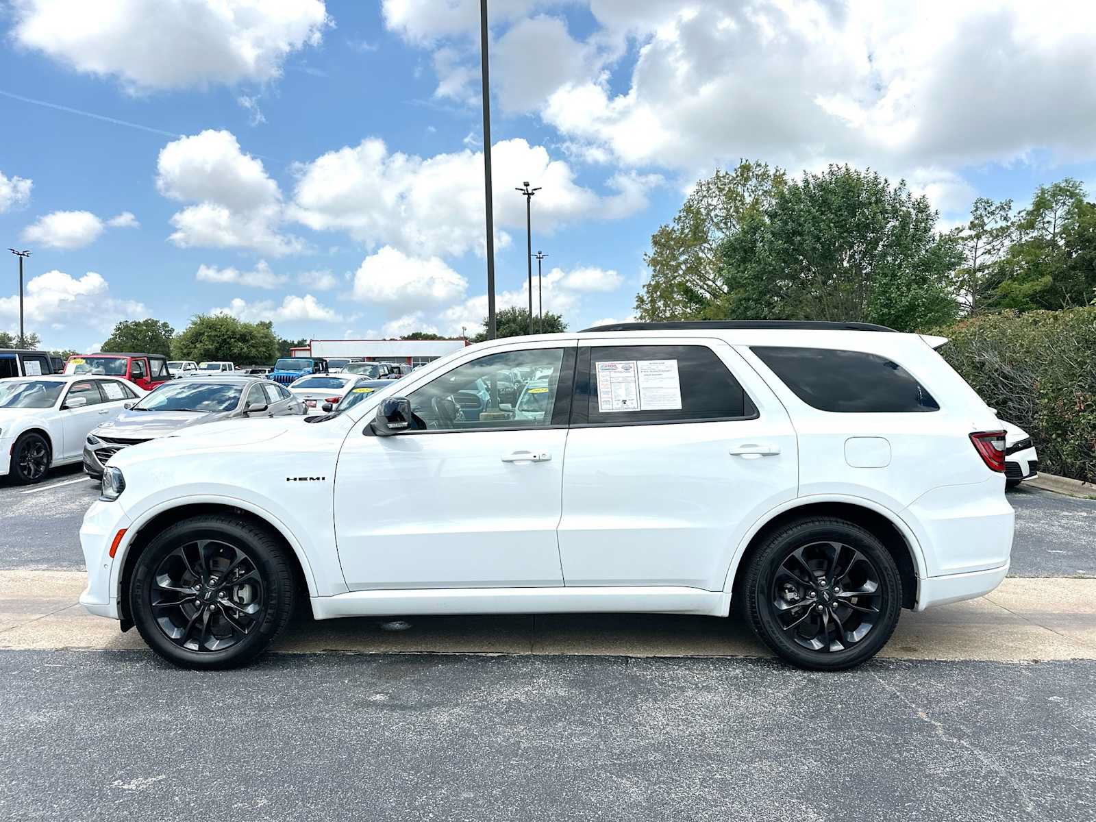 Used 2023 Dodge Durango R/T AWD/4WD image 12