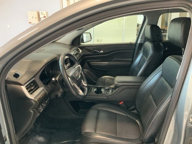 Used 2023 GMC Acadia SLT w/ Technology Package image 15