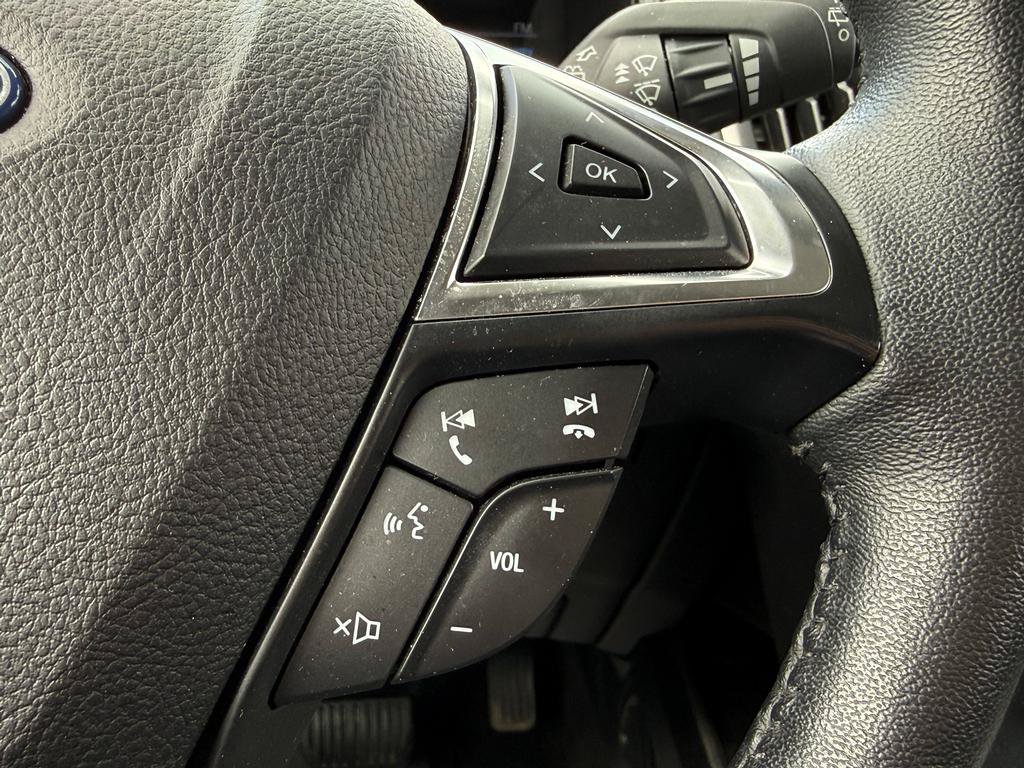 Used 2022 Ford Edge SEL w/ Convenience Package AWD/4WD image 16