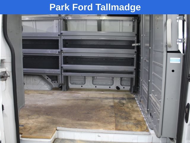 Used 2016 Ford Transit 250 130 Low Roof RWD image 25