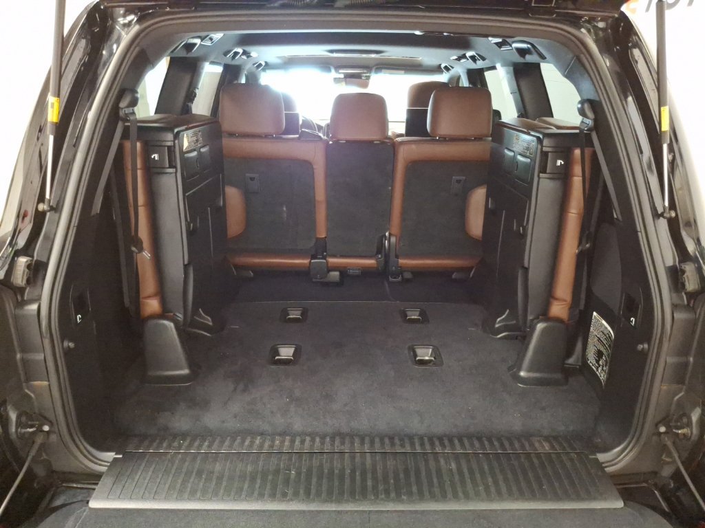 Used 2016 Toyota Land Cruiser AWD/4WD image 11