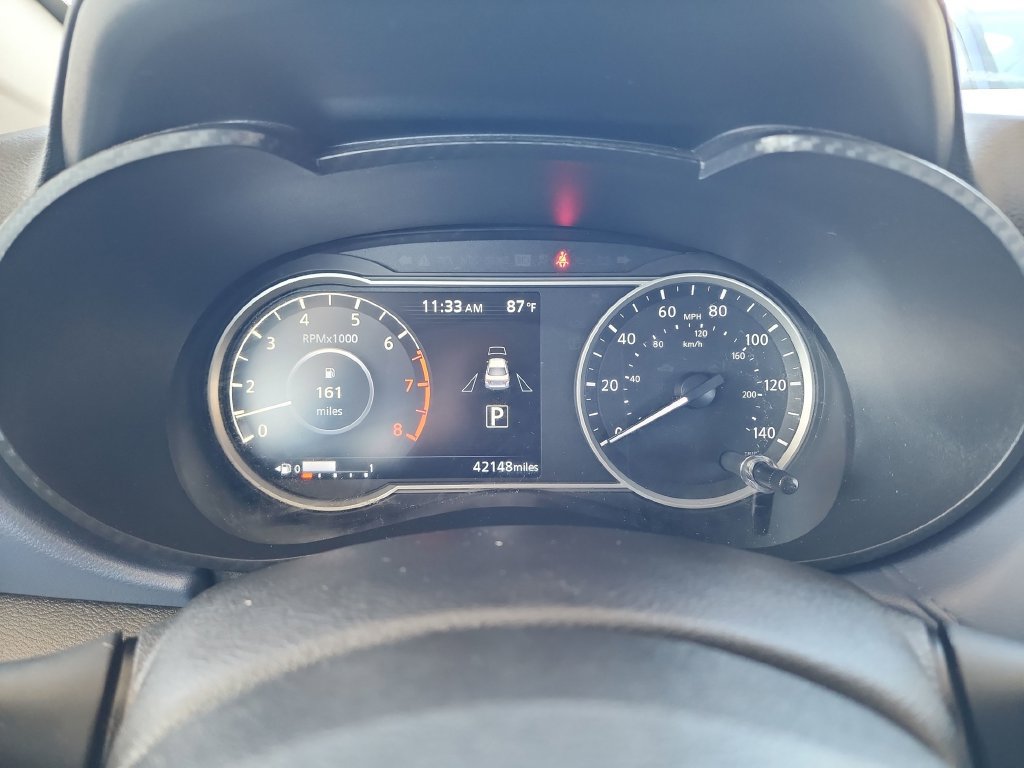 Used 2024 Nissan Versa SV FWD image 22