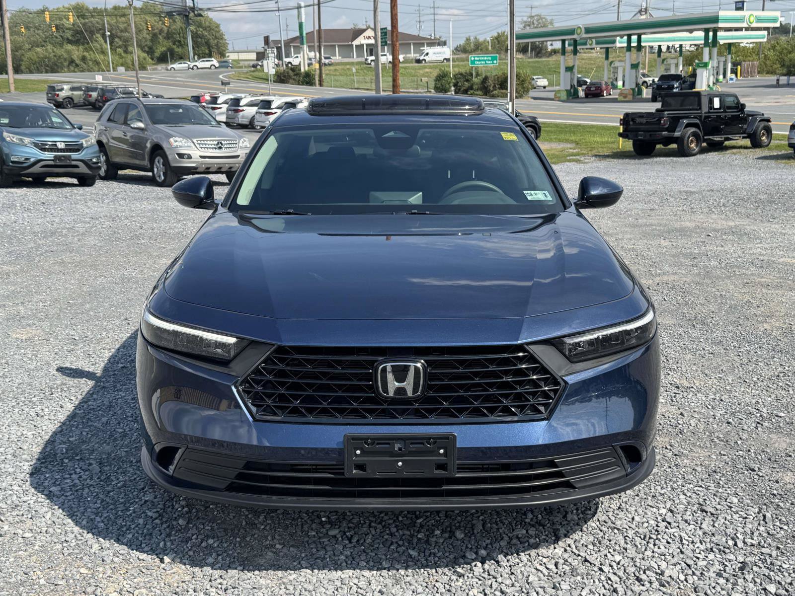 Used 2024 Honda Accord EX image 29
