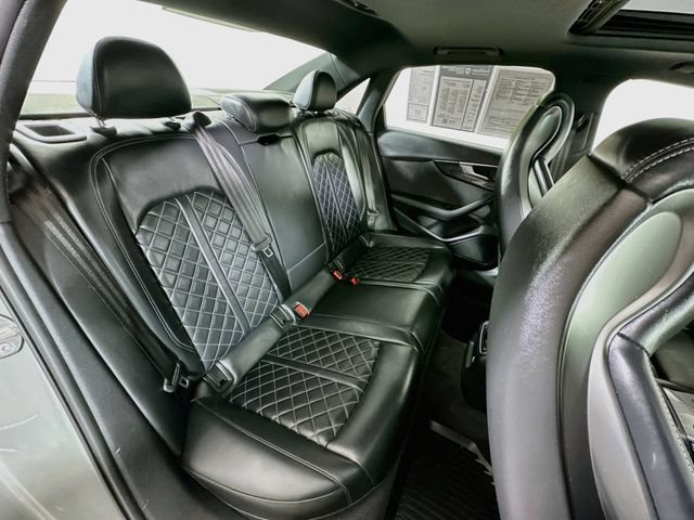 Used 2019 Audi S4 Premium Plus w/ Premium Plus Package AWD/4WD image 33