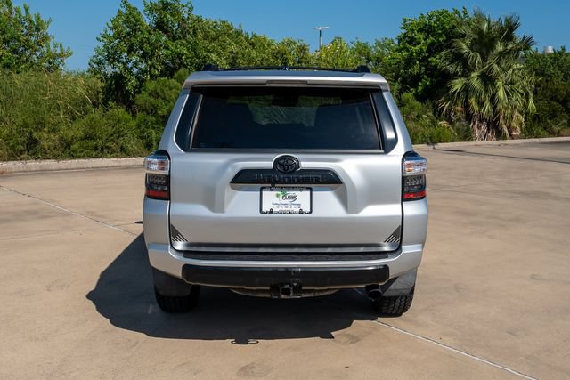 Certified 2022 Toyota 4Runner TRD Off-Road Premium AWD/4WD image 4