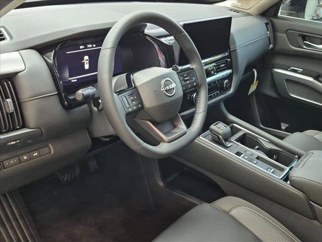 New 2026 Nissan Pathfinder SL w/ SL Premium Package FWD image 3