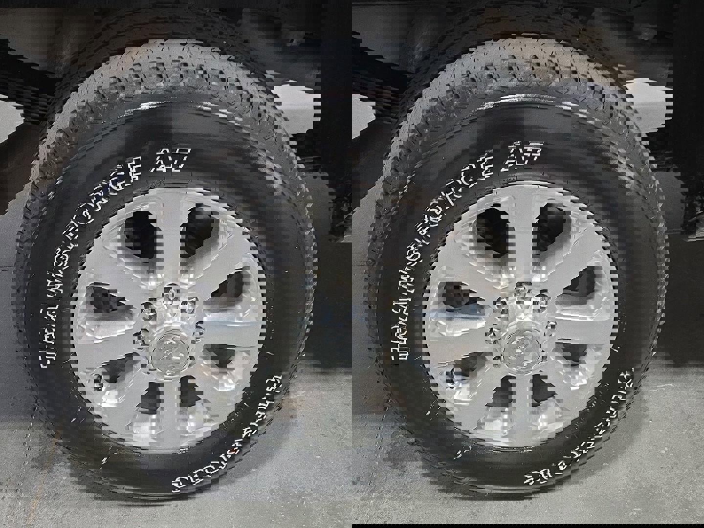 Used 2024 RAM 3500 Laramie w/ Sport Appearance Package image 22