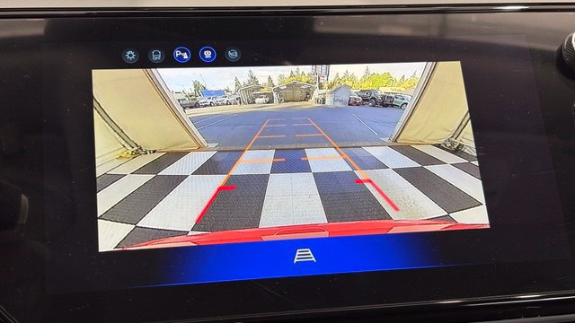New 2027 Chevrolet Bolt LT w/ Comfort Package FWD image 33