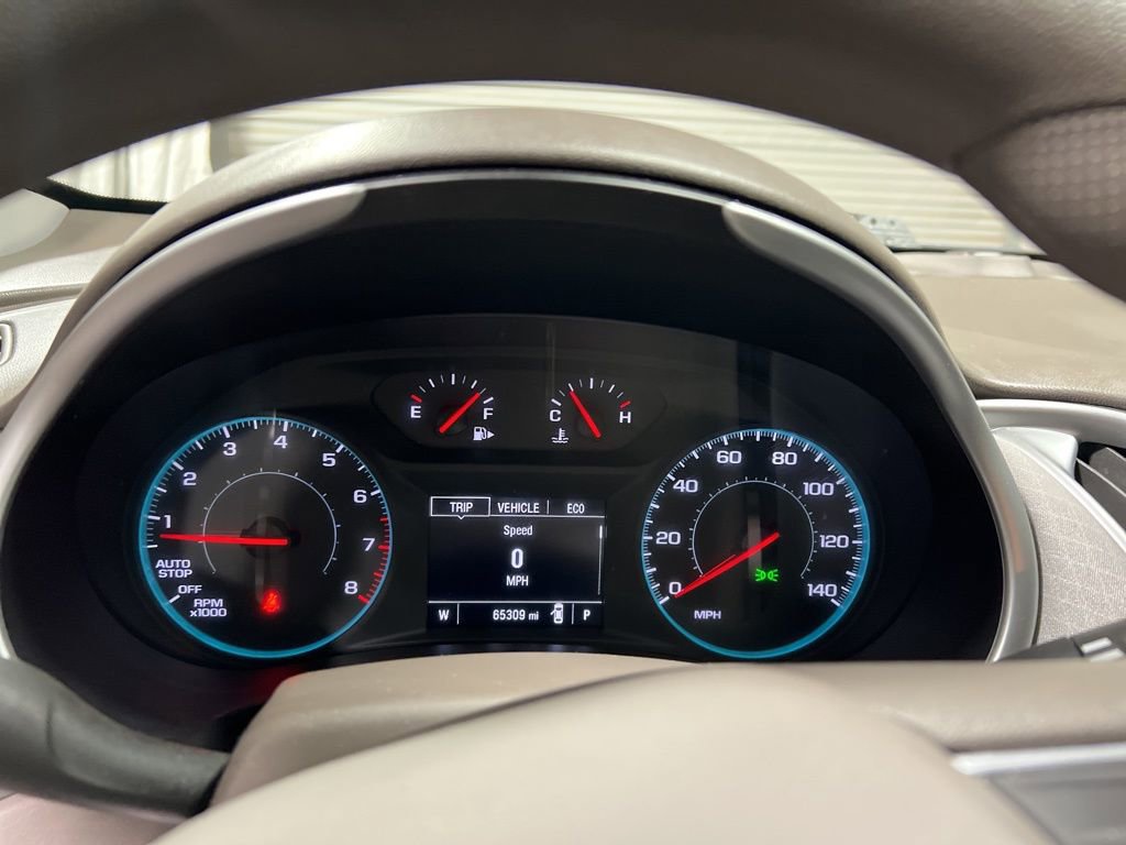 Used 2022 Chevrolet Malibu LS image 25