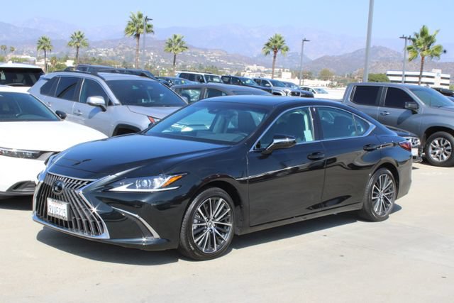 Certified 2025 Lexus ES 350 w/ Premium Package FWD image 3