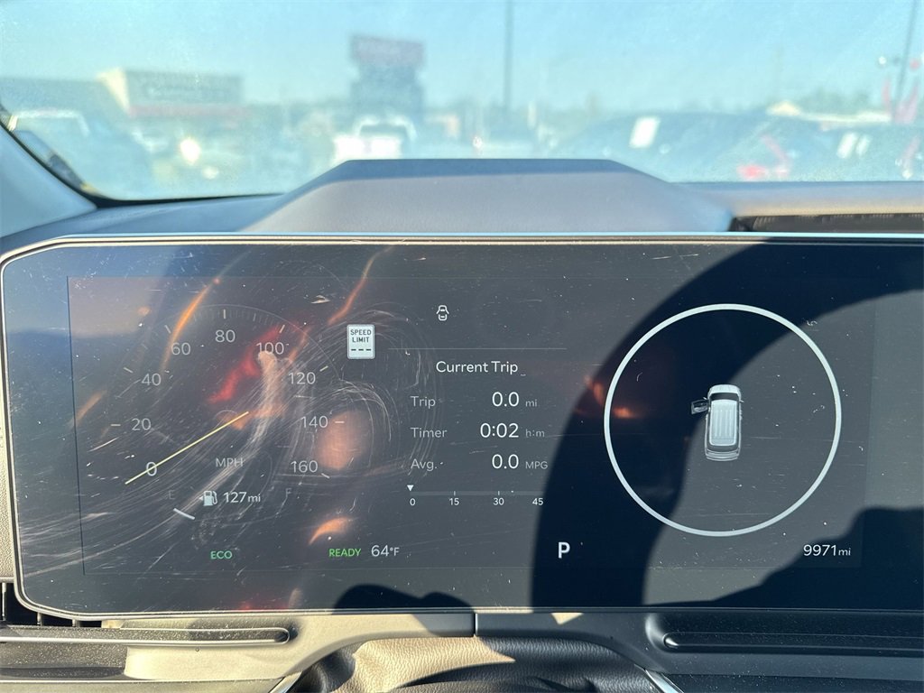 Used 2025 Kia Carnival SX Prestige image 21