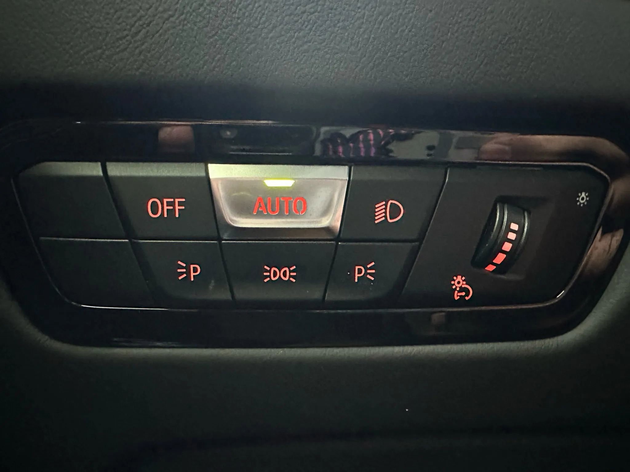 Used 2025 BMW M4 CS image 24