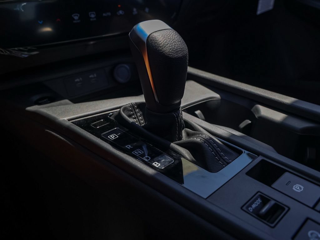 New 2026 Nissan Sentra SV w/ Floor Mat Package FWD image 30