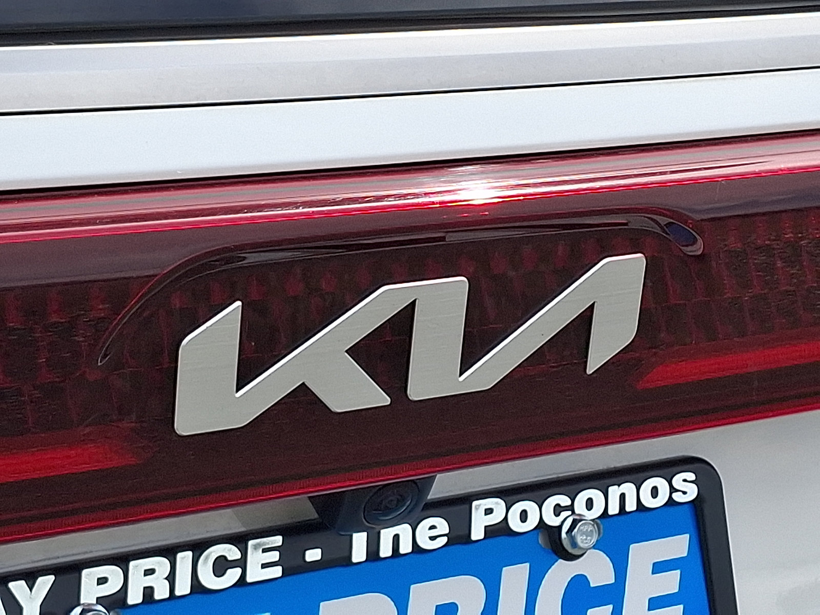 Used 2023 Kia Carnival SX Prestige FWD image 34
