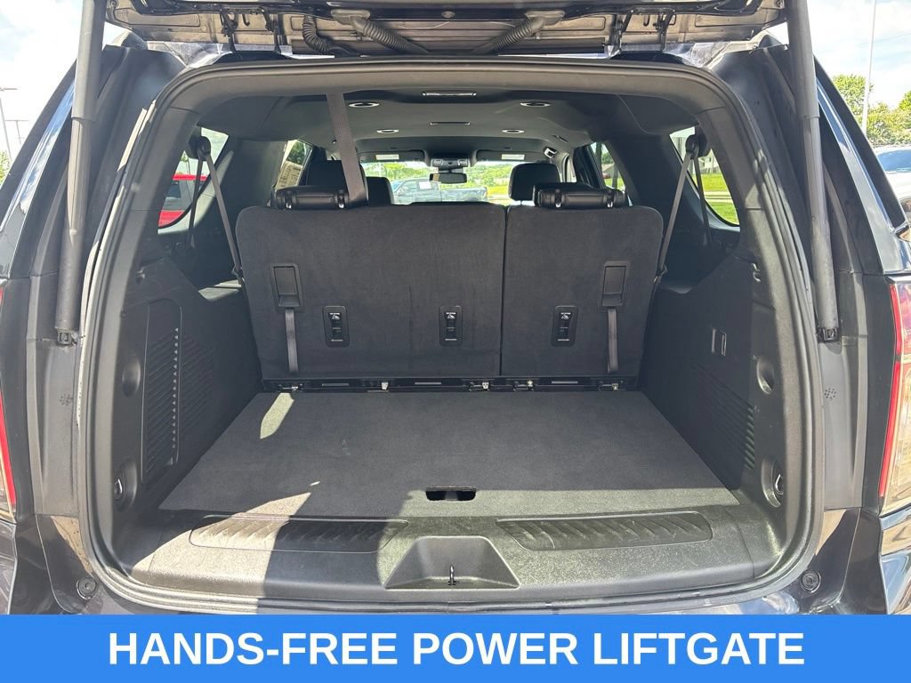 Used 2024 Chevrolet Suburban LT AWD/4WD image 4