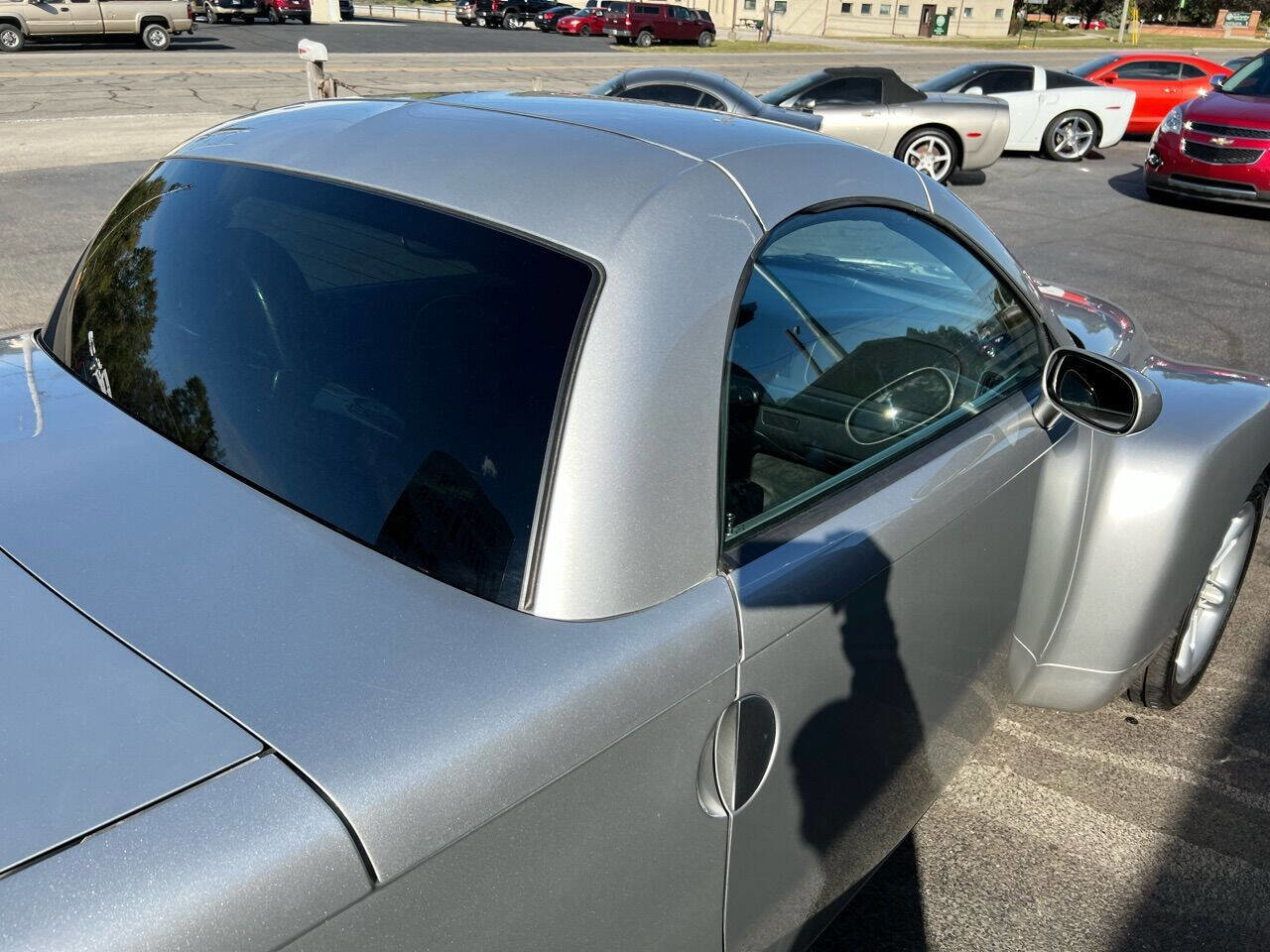Used 2004 Chevrolet SSR w/ Preferred Equipment Group RWD image 20