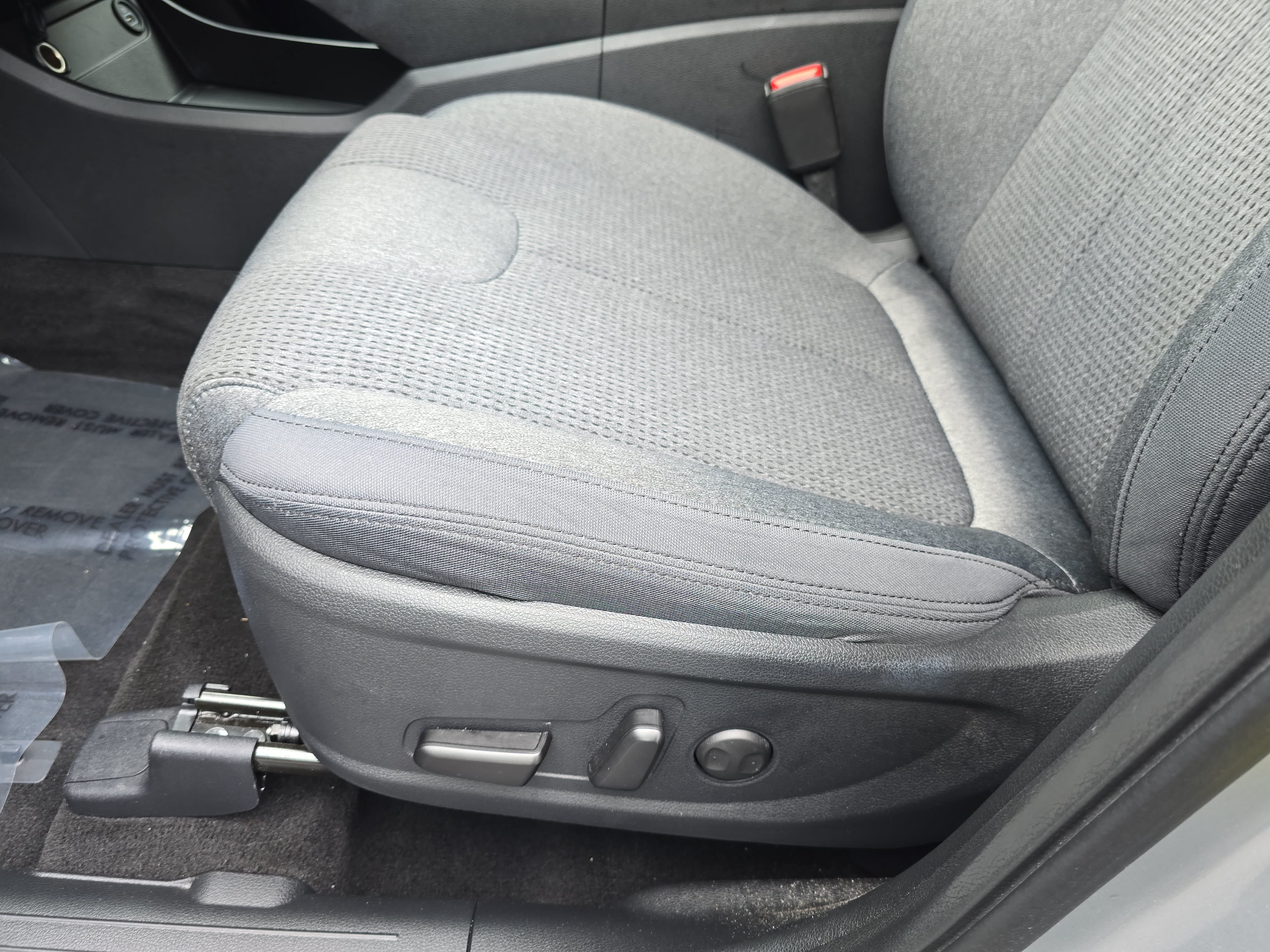 Used 2021 Hyundai Santa Fe SEL AWD/4WD image 28