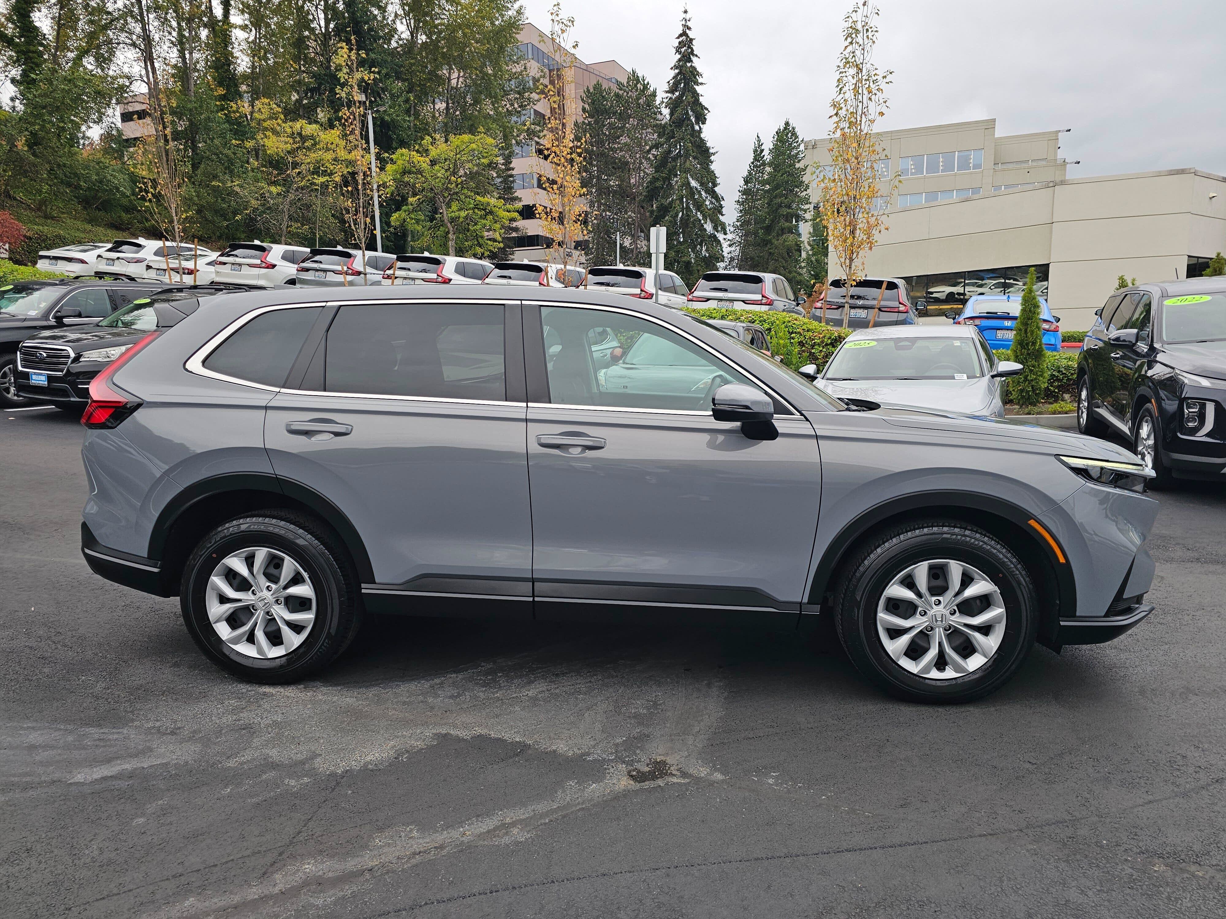 Certified 2025 Honda CR-V LX image 8