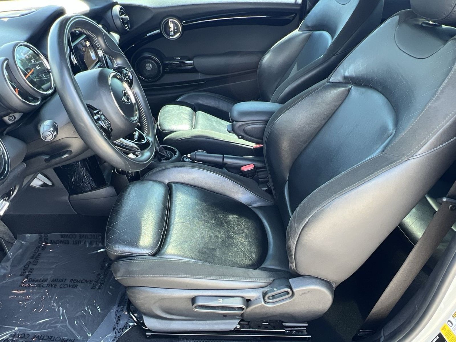 Used 2019 MINI Cooper S w/ Driver Assistance Package FWD image 10