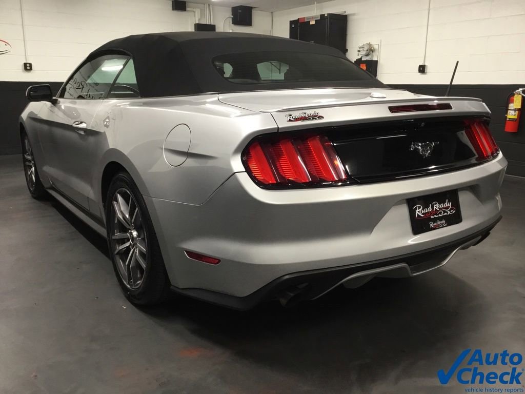Used 2016 Ford Mustang Premium image 19