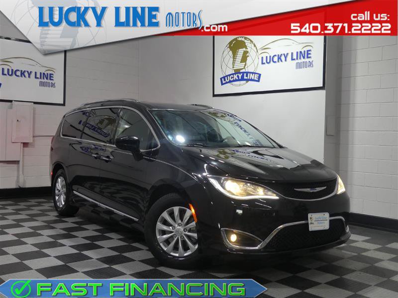 Used 2018 Chrysler Pacifica Touring-L Plus