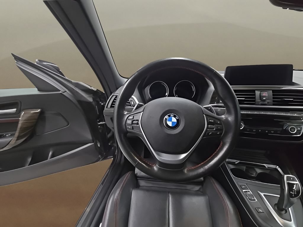 Used 2020 BMW 230i xDrive Convertible w/ Premium Package AWD/4WD image 34