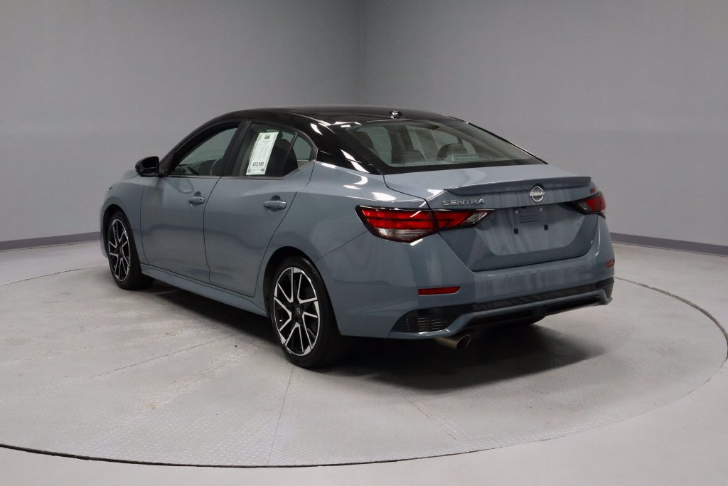 Certified 2025 Nissan Sentra SR w/ SR Premium Package FWD image 8