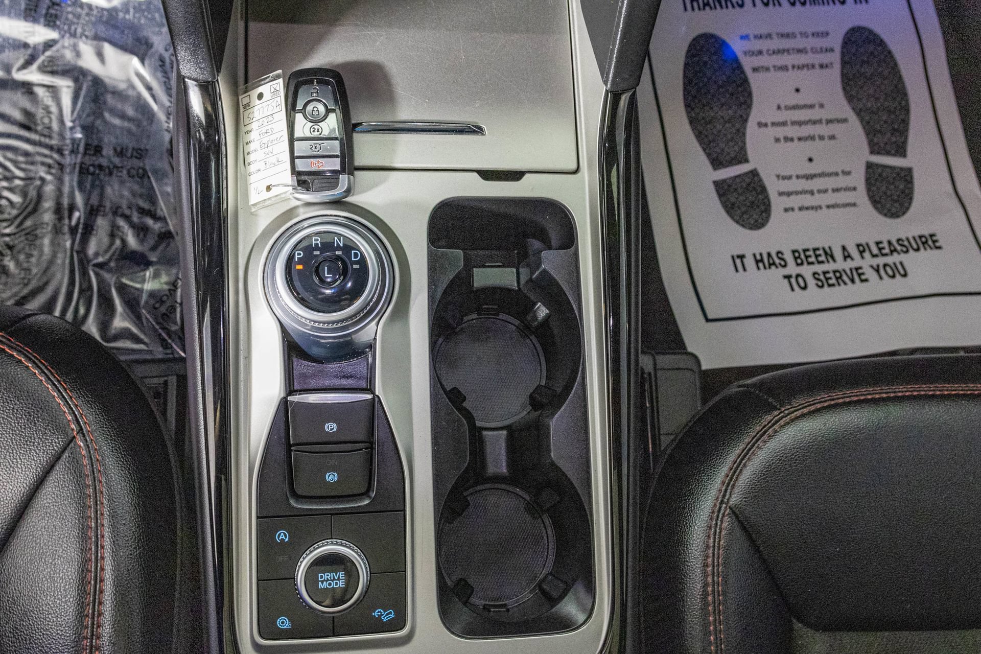 Used 2023 Ford Explorer ST-Line AWD/4WD image 31