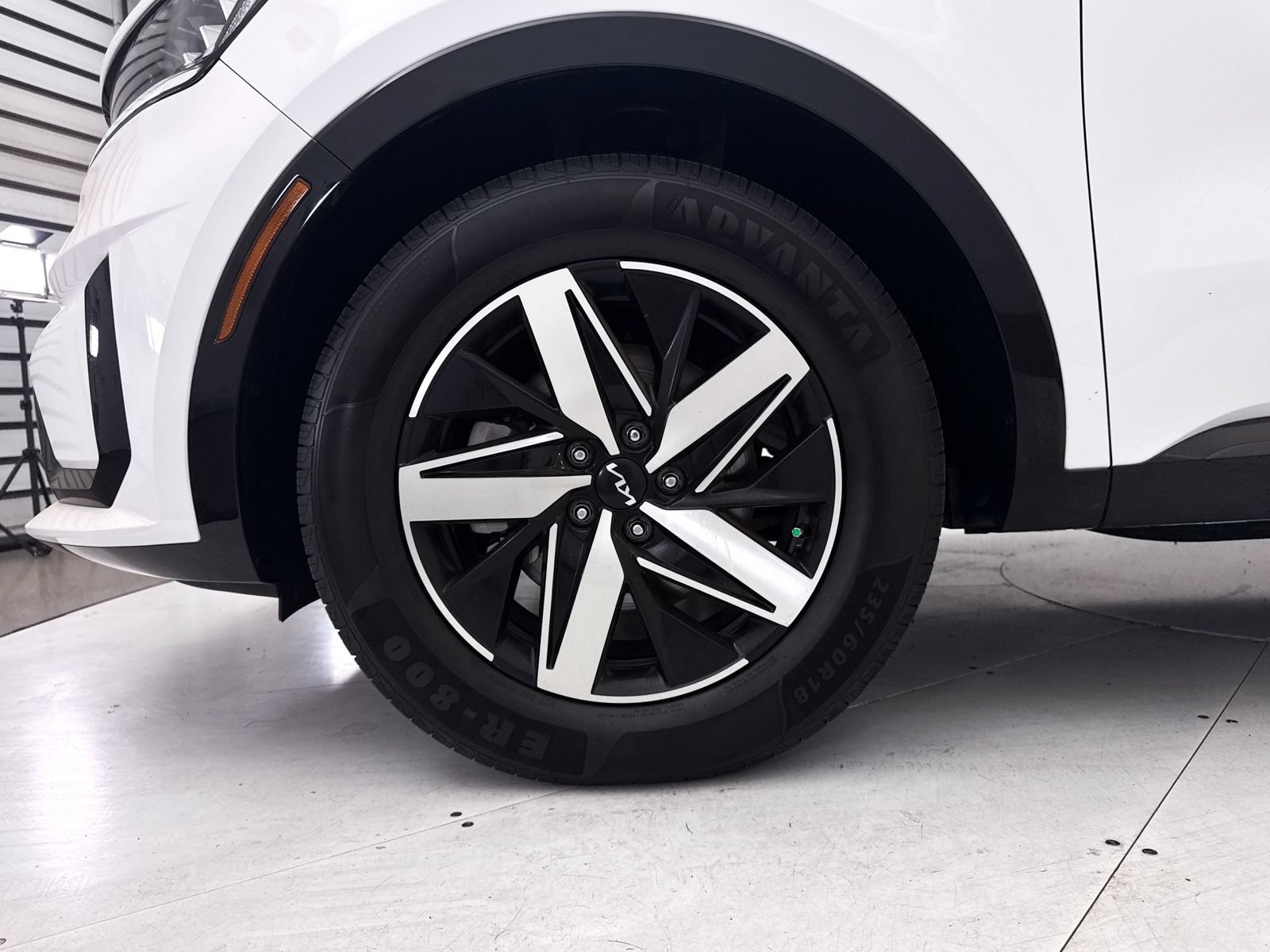 Used 2023 Kia Sorento S w/ Panoramic Sunroof Package FWD image 17