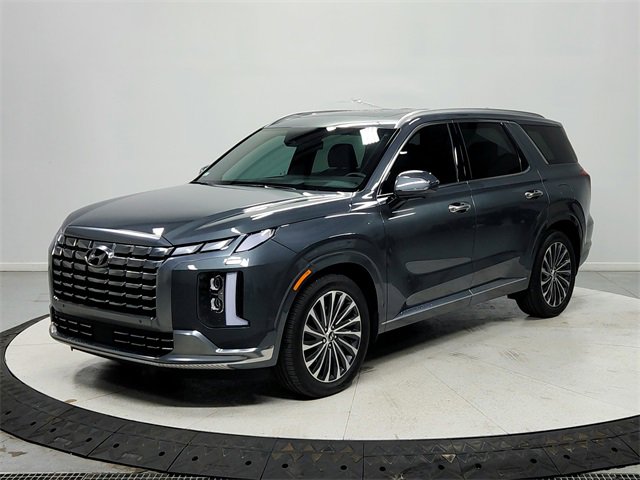 Used 2025 Hyundai Palisade Calligraphy image 3