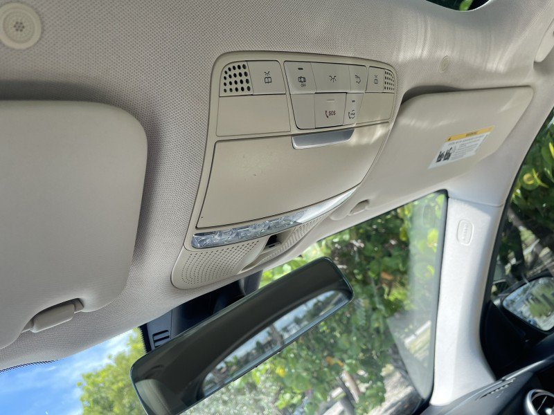 Used 2021 Mercedes-Benz GLC 300 image 29