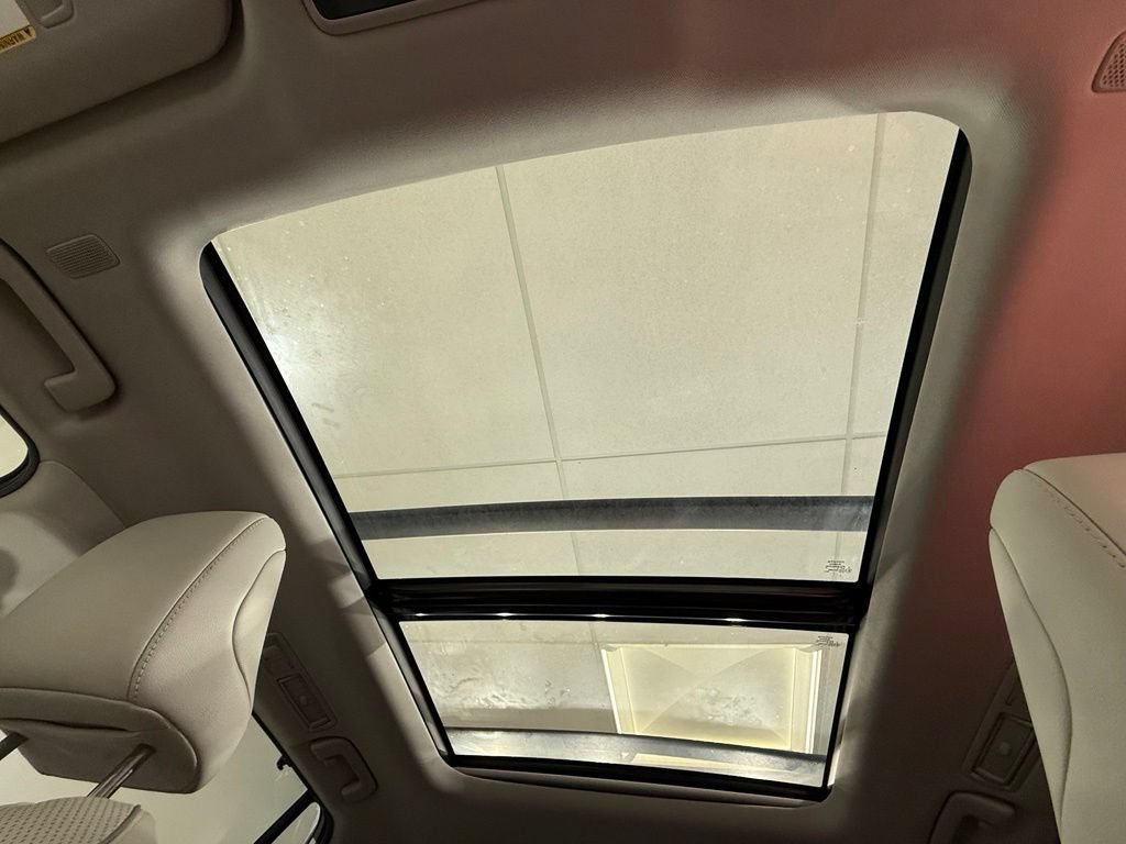 Certified 2024 Toyota Grand Highlander AWD image 18