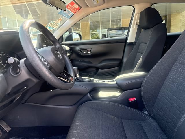 Certified 2025 Honda HR-V LX image 8