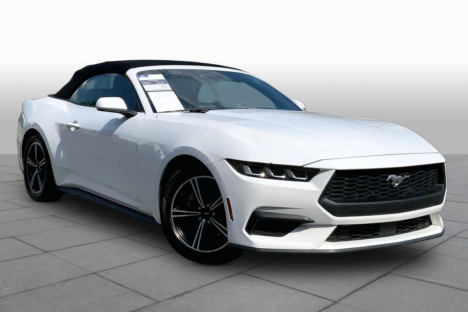 Used 2024 Ford Mustang Premium RWD image 3
