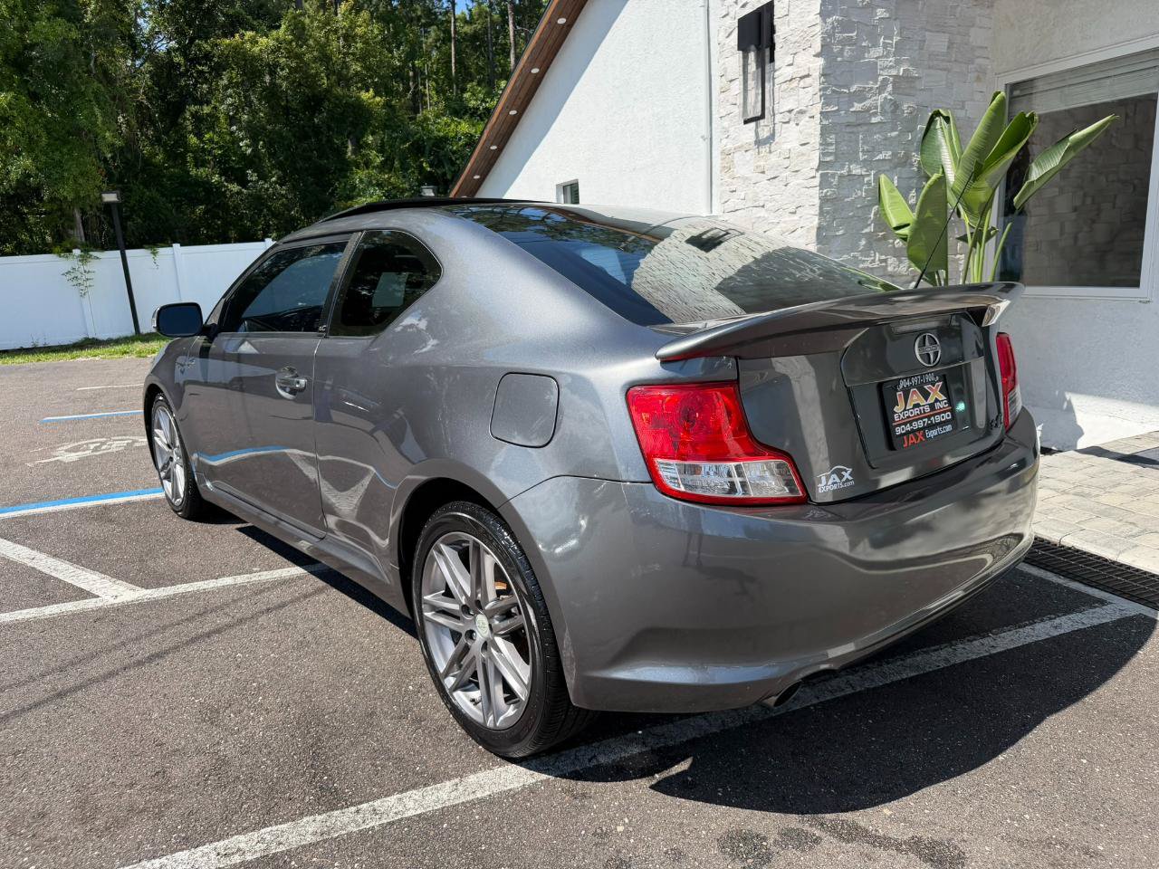 Used 2013 Scion tC FWD image 11