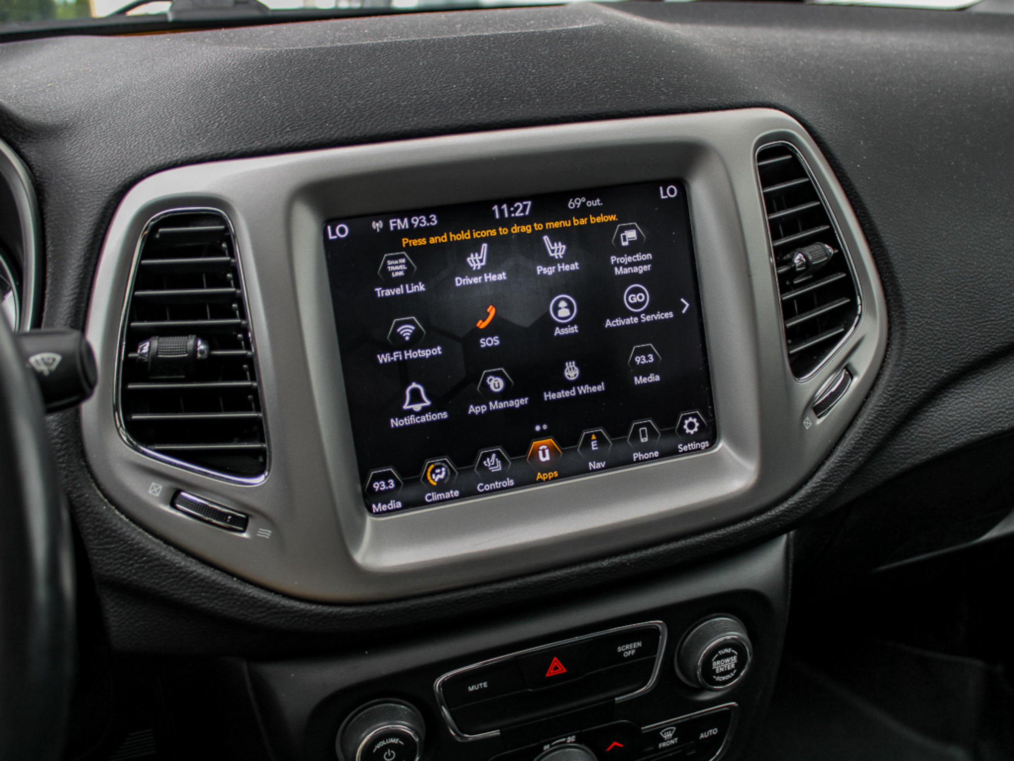 Used 2021 Jeep Compass Latitude w/ Sun and Sound Group AWD/4WD image 28