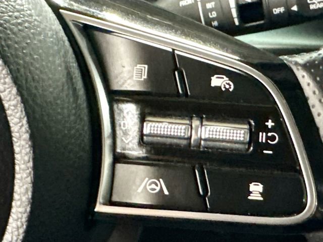 Used 2024 Kia Seltos SX image 10